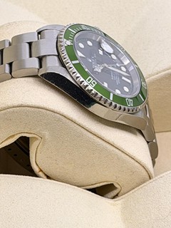 ROLEX
SUBMARINER KERMIT
16610LV