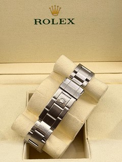 ROLEX
SUBMARINER KERMIT
16610LV