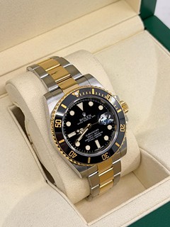 ROLEX
SUBMARINER DATE
116613LN