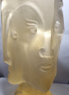 G. Chabrier, Unikátní skleněná socha