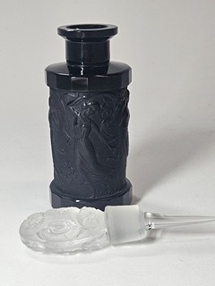 Heinrich Hoffmann (1875 - 1939) - Art deco flakon z černého opakního skla - Hoffmann & Curt Schlevogt