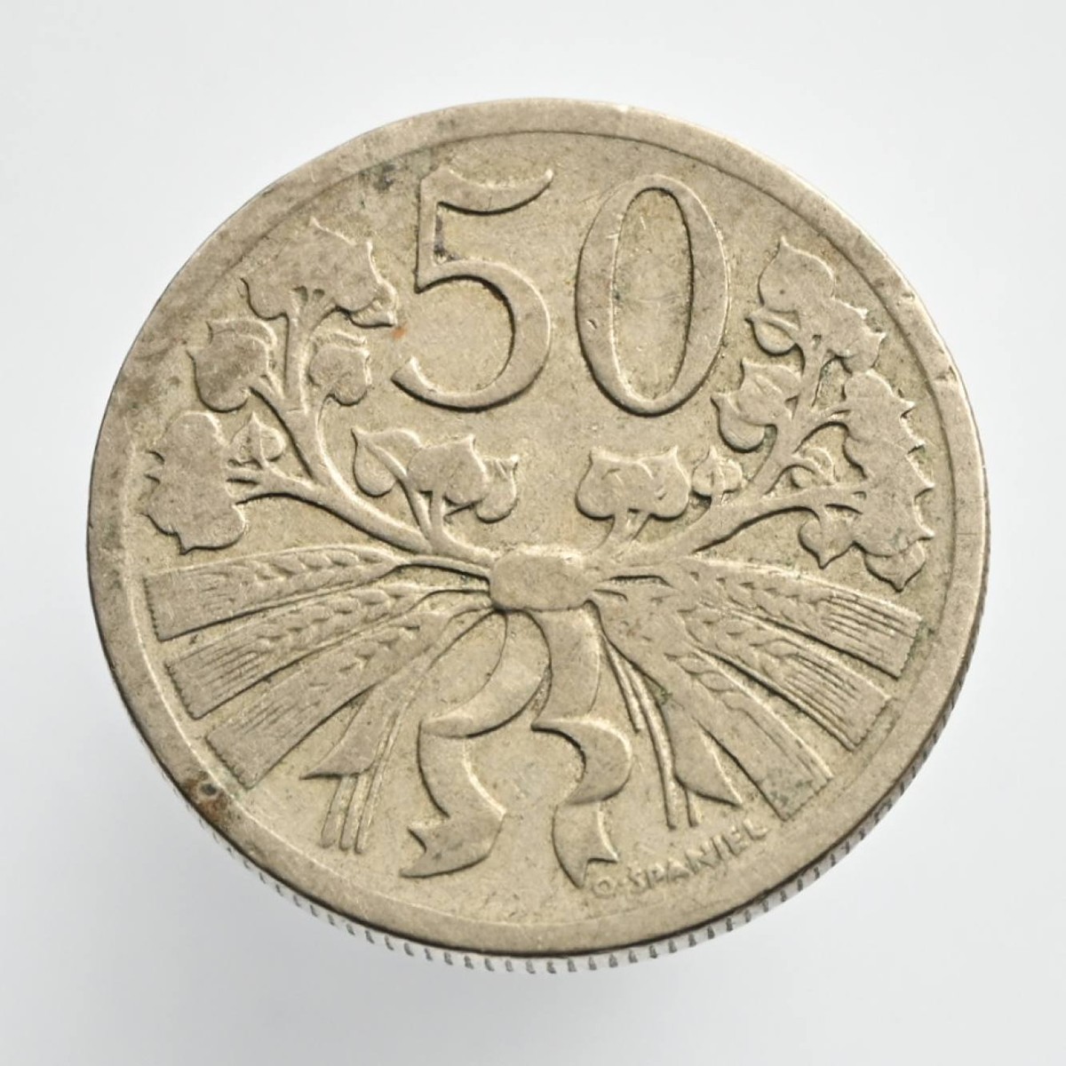 OBĚŽNÁ MINCE 50 HALÉŘŮ