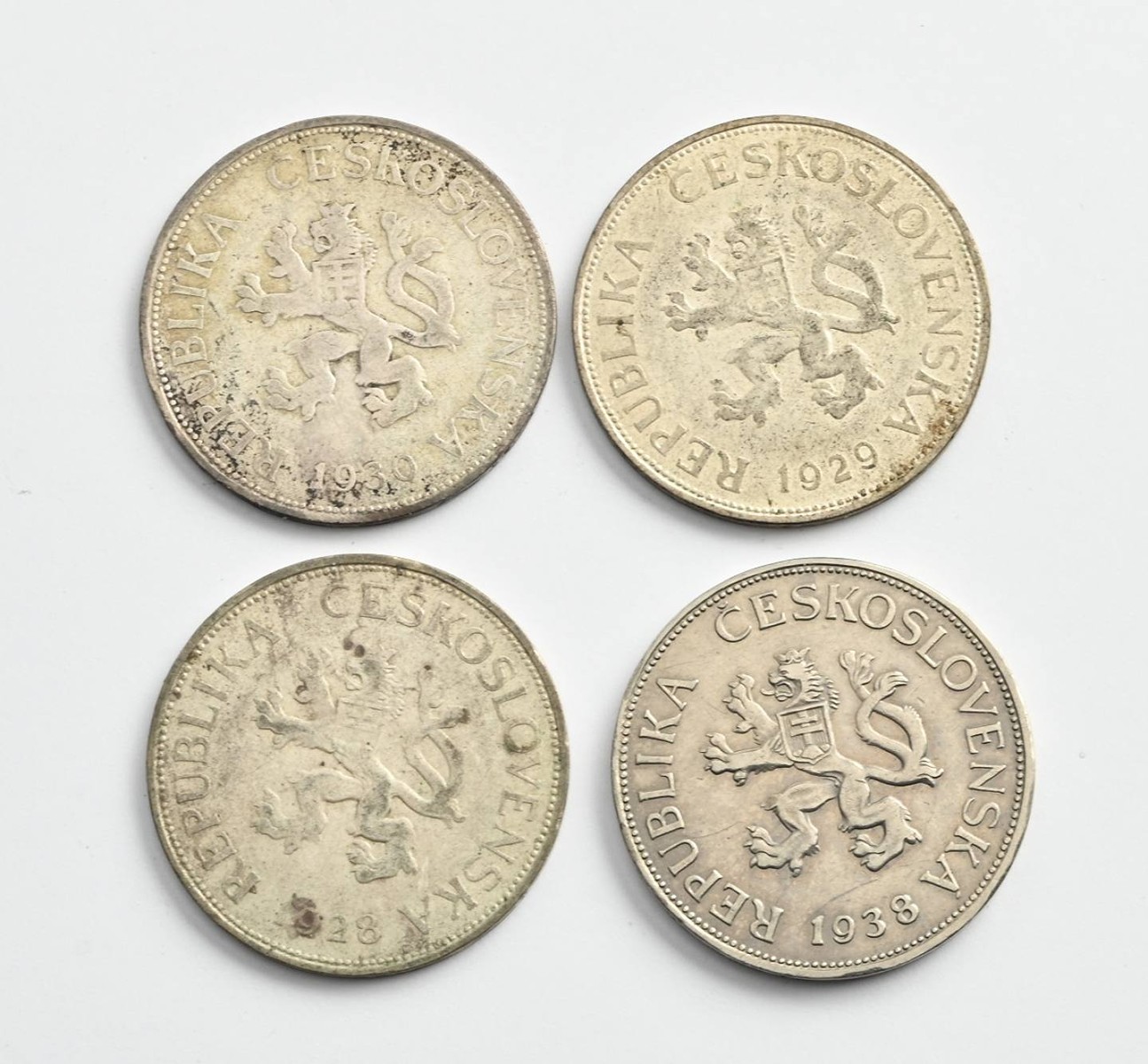 ČTYŘI OBĚŽNÉ MINCE: 5 KORUN