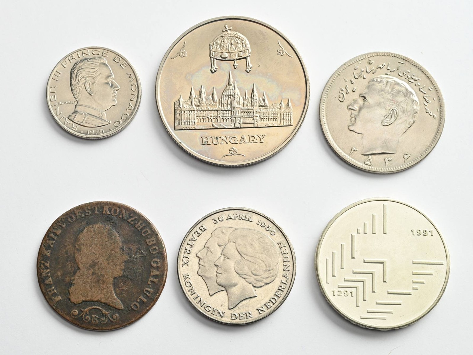 SOUBOR OBĚŽNÝCH A PAMĚTNÍCH MINCÍ - 6 KS