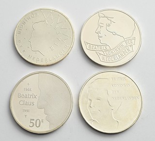 ČTYŘI STŘÍBRNÉ PAMĚTNÍ MINCE 50 GULDEN