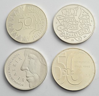 ČTYŘI STŘÍBRNÉ PAMĚTNÍ MINCE 50 GULDEN