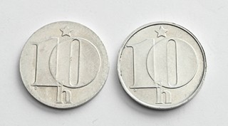 DVĚ OBĚŽNÉ MINCE: 10 HALÉŘŮ - CHYBORAŽBY