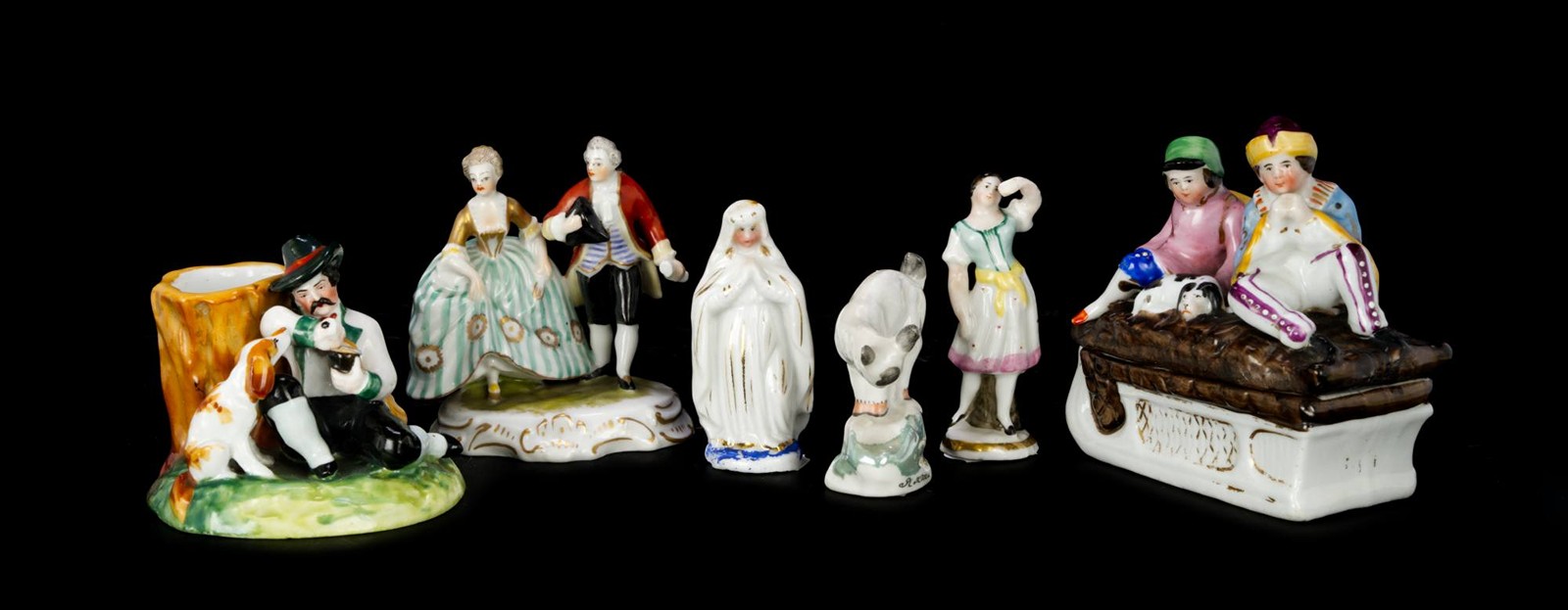 SOUBOR PORCELÁNOVÝCH MINIATUR (6 KS)
