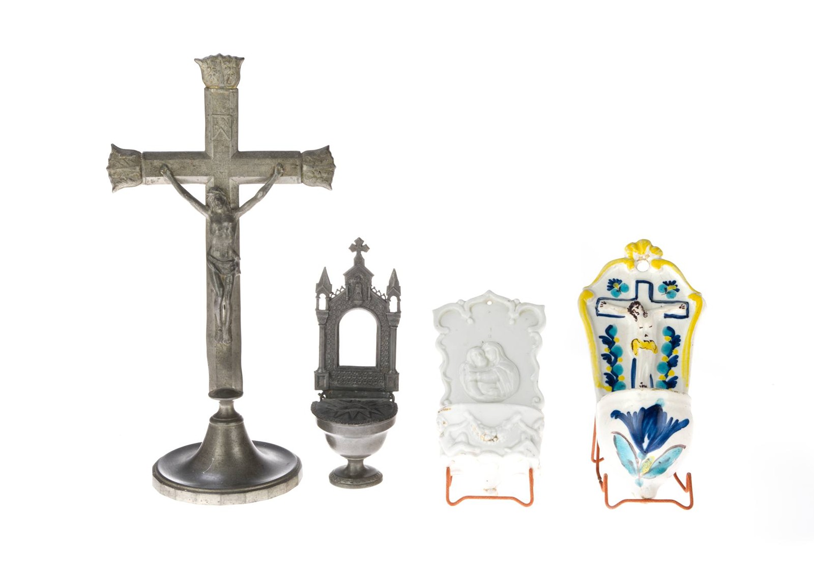 TROJICE KROPENEK A KRUCIFIX