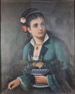 Žena s ovocem