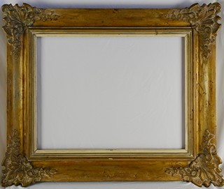 Rám dřevěný řezaný