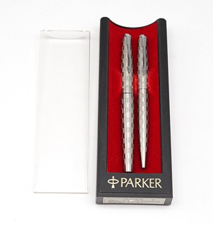 Dárková sada Parker 45 Harlequin Shield: Plnicí pero a propiska