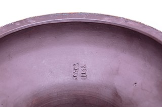 Pár velkých reprezentativních váz s mascarony v neorenesančním stylu | Johann Maresch (Siderolith- und Terracotta-Fabrik), Čechy (Ústí nad Labem – Aussig an der Elbe)