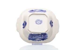 Terina s víkem „Jenny Lind“ | Royal Staffordshire Pottery (Arthur J. Wilkinson Ltd.), Burslem, Anglie