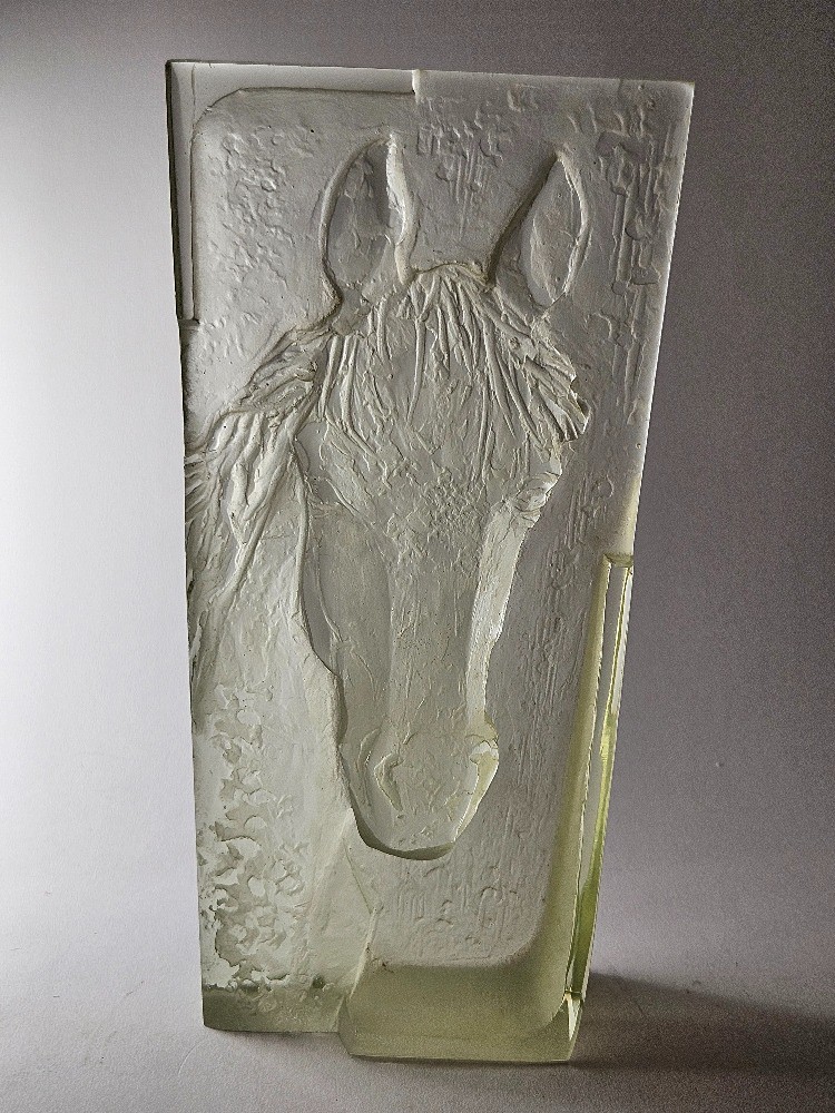 Jiří Ryba (1938) - Ručně broušena Unikátní skleněná socha koně
