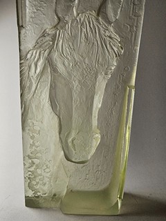 Jiří Ryba (1938) - Ručně broušena Unikátní skleněná socha koně
