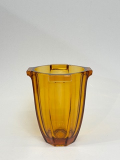 Rudolf SCHRÖTTER (1887–1954) - Geometrický funkcionalismus – Masivní fasetovaná váza