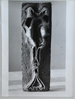 Taras Kuščynskyj (1932 - 1983) - Keramický reliéf – figurální motiv