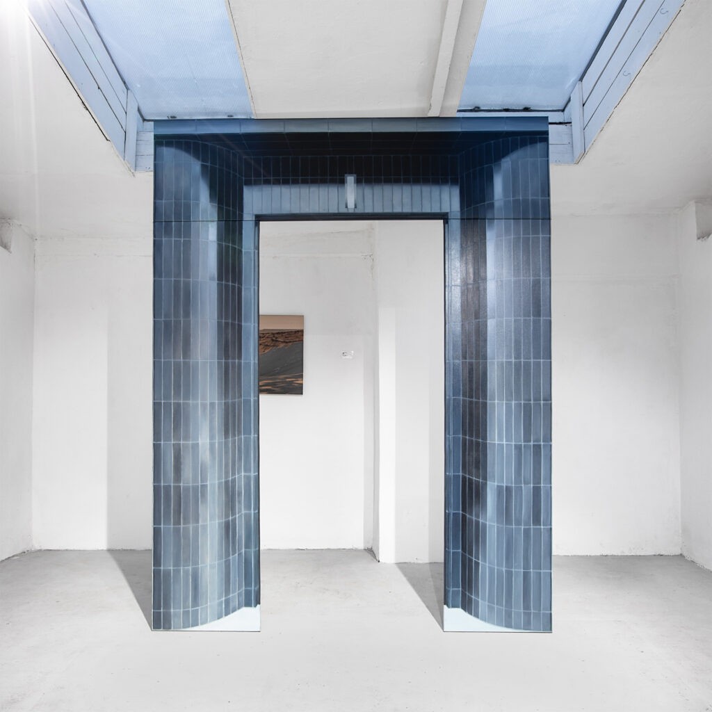 Martin Herold (1986) - Obraz Entrance