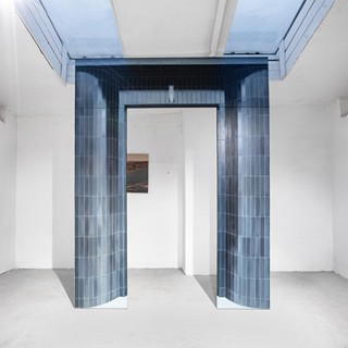 Martin Herold (1986) - Obraz Entrance