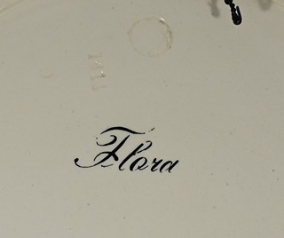 Talíř Flóra