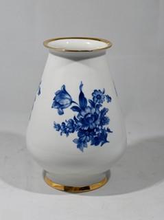 Váza Royal Dux