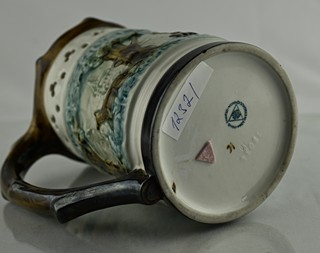 Korbel porcelánový Royal Dux