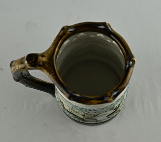 Korbel porcelánový Royal Dux