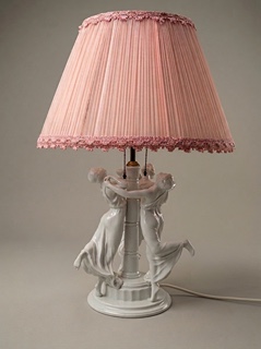Karl Himmelstoss (1872 - 1967) - Figurální porcelánová lampa "Tři Grácie" - Rosenthal