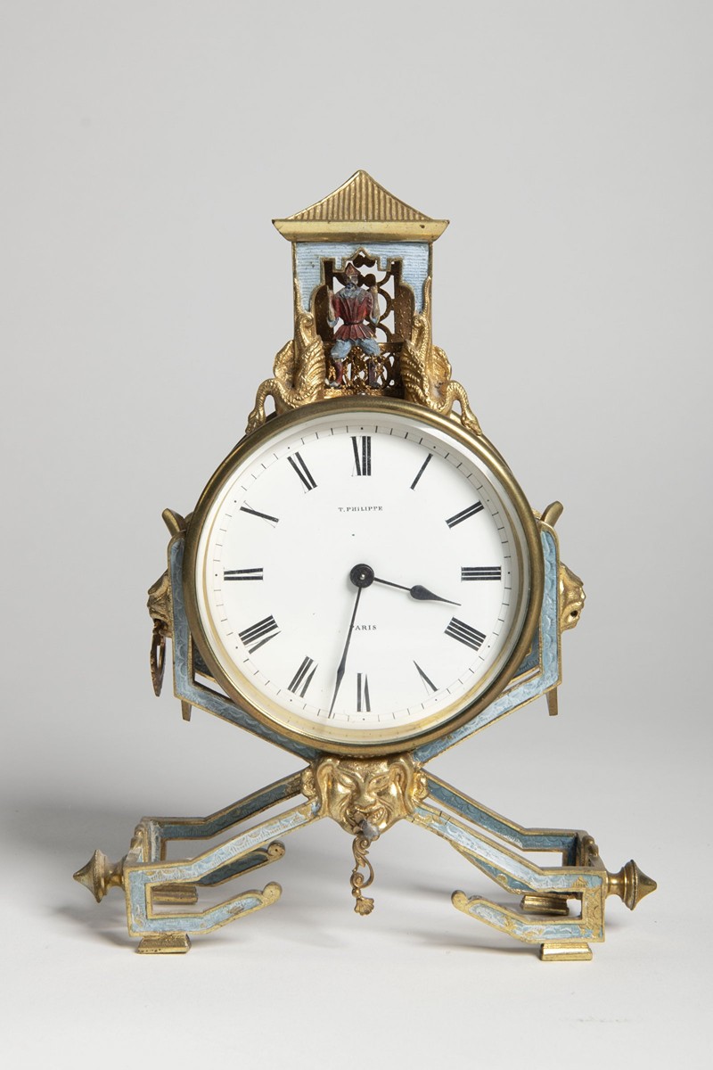 ORIENTALIST-STYLE TABLE CLOCK
