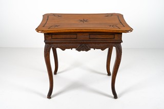 BAROQUE CENTRAL TABLE