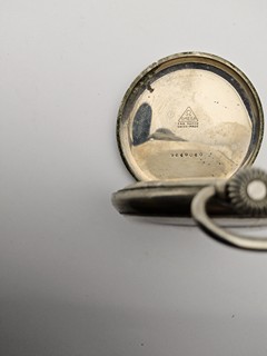 KAPESNÍ HODINKY OMEGA – PRVNÍ TŘETINA 20. STOLETÍ