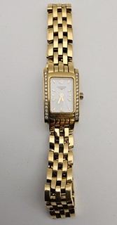 Dámské zlaté hodinky Longines DolceVita s diamanty – Au 750/1000