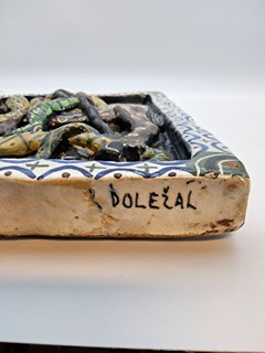 Keramická plastika – Svatý Jiří zabíjející draka