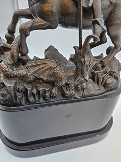 Franta Anýž (1876 - 1934) - Franta Anýž – Svatý Jiří zabíjející draka, bronz