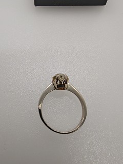 ZLATÝ PRSTEN S PŘÍRODNÍM DIAMANTEM 1,53 CT – ODBORNÝ POSUDEK DR. JAROSLAVA HYRŠLA