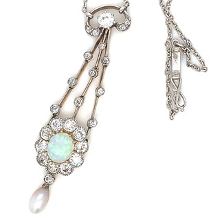 Kolier s diamanty a opálem | Art deco | platina | Československo 1925