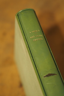 Alois Jirout (1899 - 1969) - podpis - Než zajde poutník / Antonín Veselý ; vazba Alois Jirout