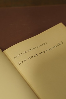Jindřich Svoboda (1909 - 2001) - Sen noci svatojanské / William Shakespeare ; vazba Jindřich Svoboda
