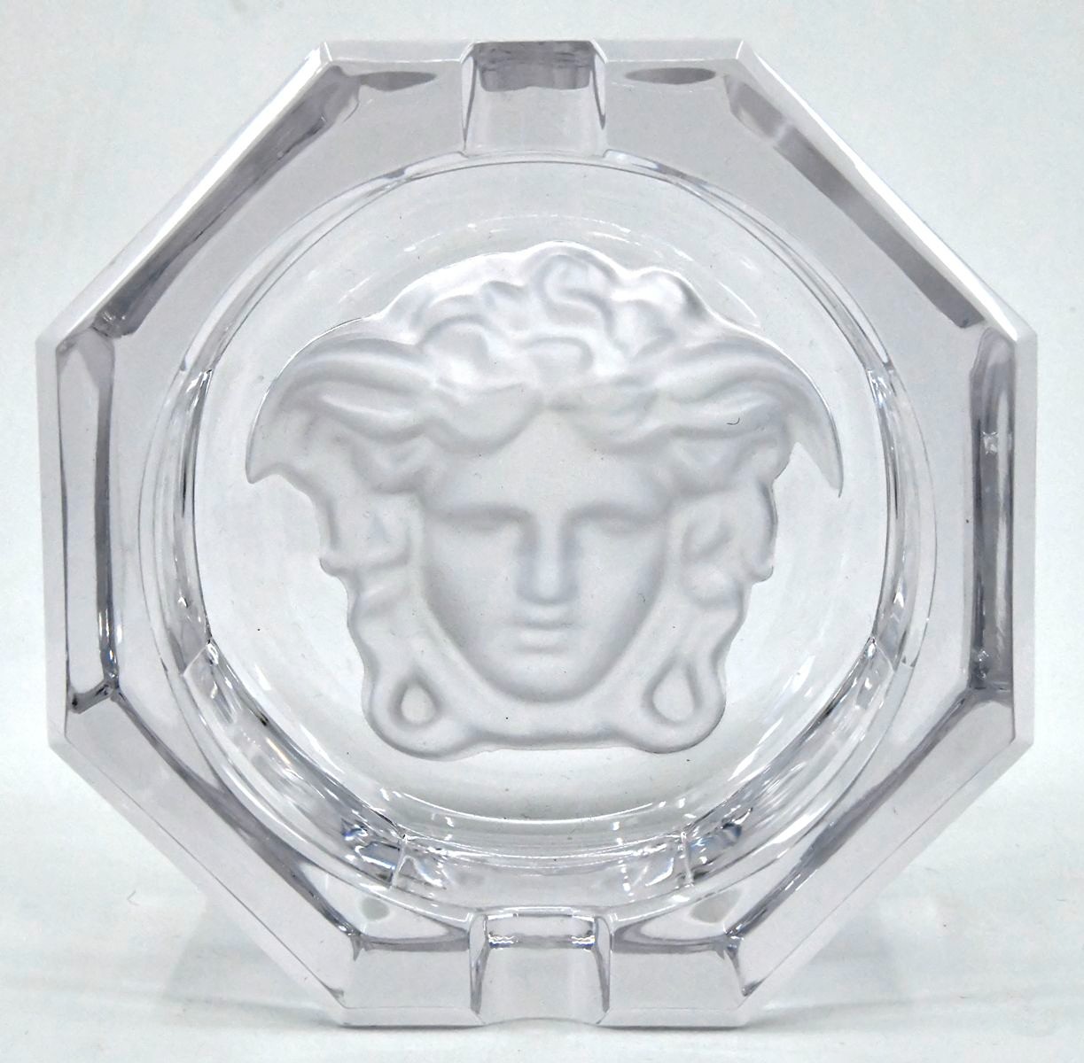 Versace meets Rosenthal - "Medusa Lumiere" popelník