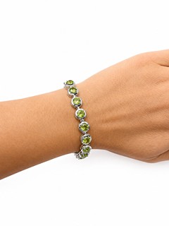 Stříbrný vintage náramek s peridoty