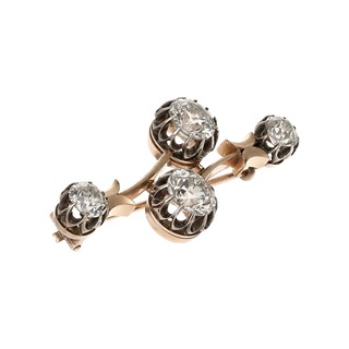 Elegantní diamantová brož Old Europe, 4,68 ct - certifikováno, odhadní cena 381 700 Kč