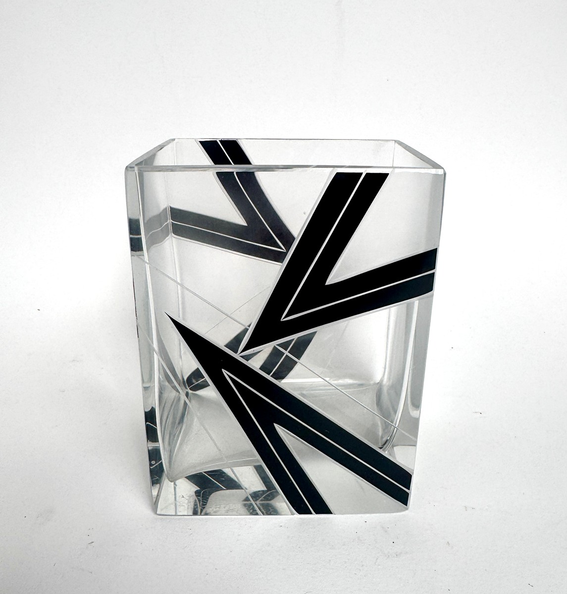 Palda Karel – Art Deco váza s geometrickým dekorem, 30. léta