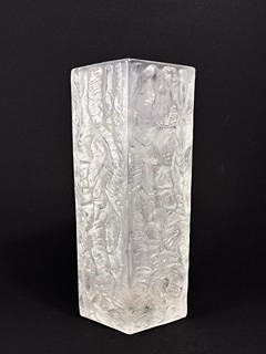 Urban Vladislav - Lisovaná váza Moravia- Sklo Union Rosice, výška 20 cm