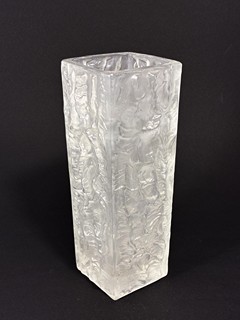 Urban Vladislav - Lisovaná váza Moravia- Sklo Union Rosice, výška 20 cm
