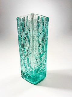 Urban Vladislav - Lisovaná váza - 20 cm