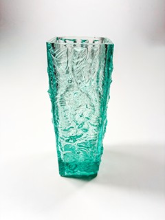 Urban Vladislav - Lisovaná váza - 20 cm