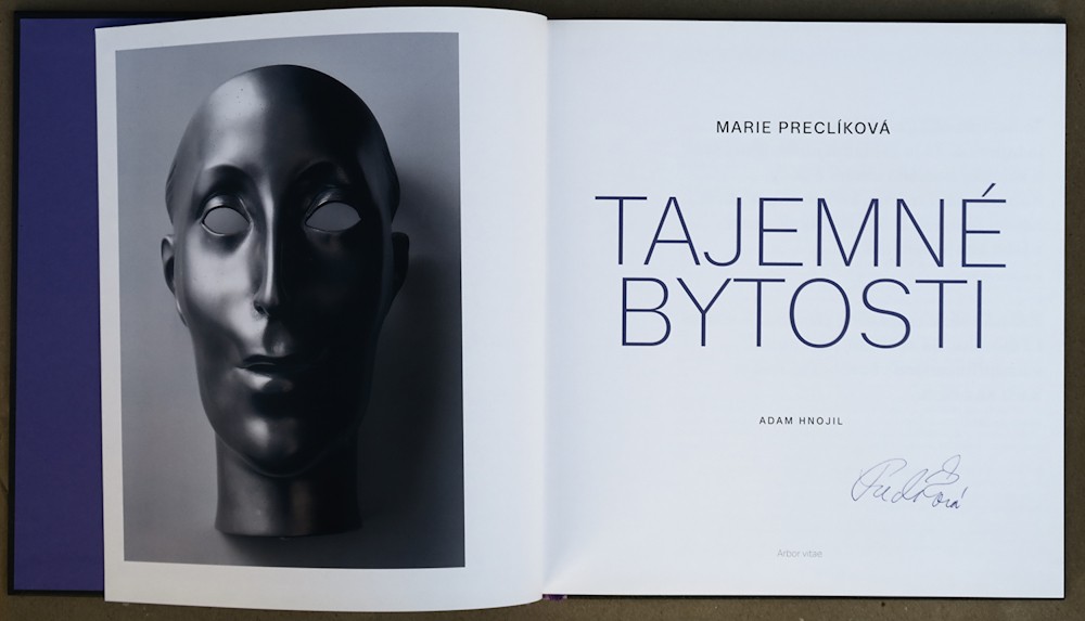 Marie Preclíková (nar. 1949) - Adam Hnojil: Marie Preclíková - Tajemné bytosti