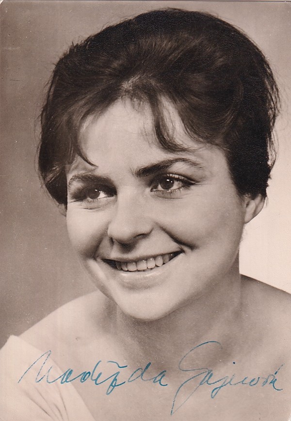 Naděžda Gajerová (1928 - 2017) - Podpis na fotopohlednici