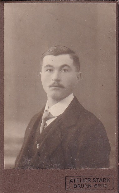více autorů - Brněnské fotoateliéry